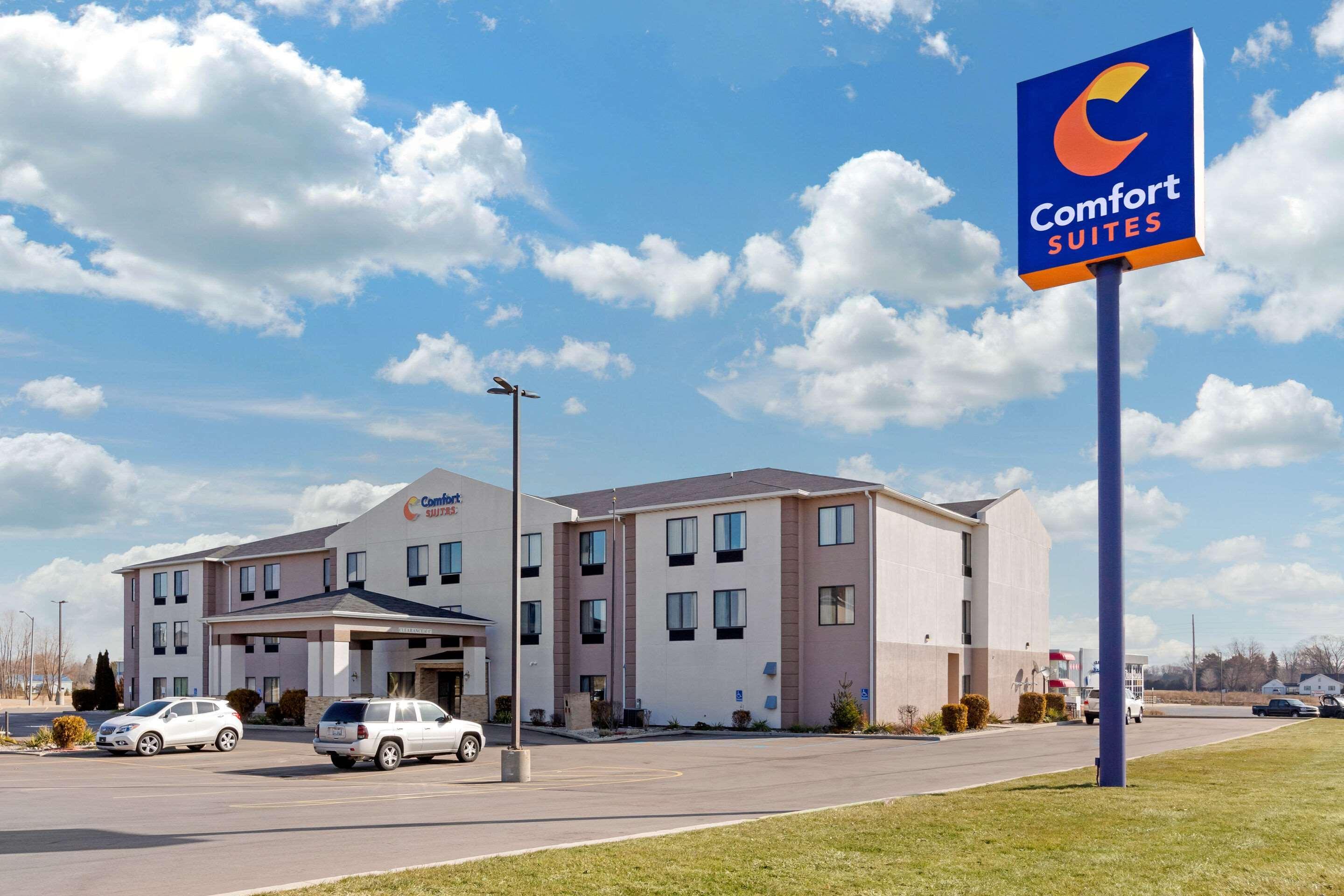 Comfort Suites South Haven Near I-96 Eksteriør bilde