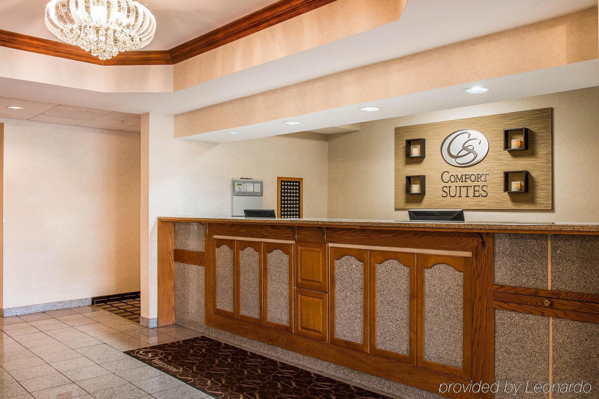 Comfort Suites South Haven Near I-96 Eksteriør bilde