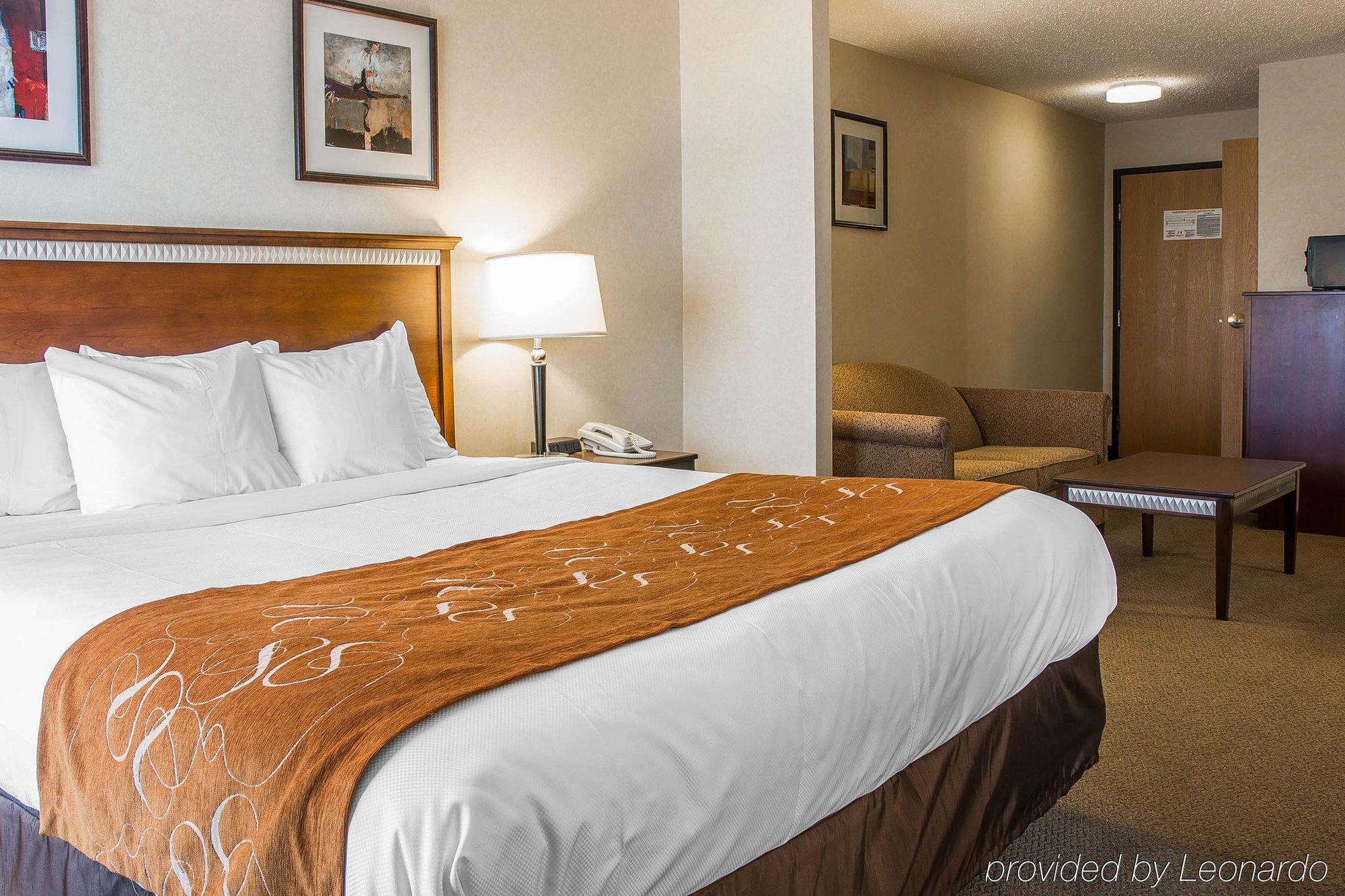 Comfort Suites South Haven Near I-96 Eksteriør bilde